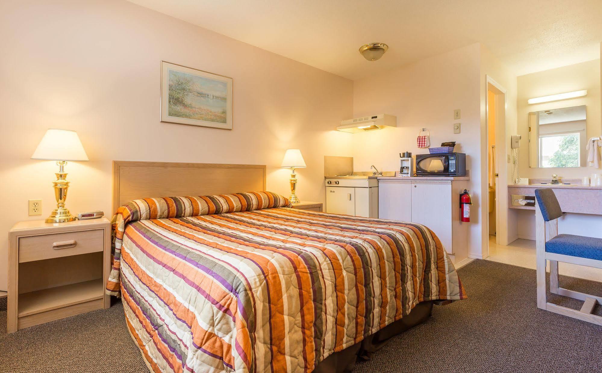 Bon Voyage Inn Prince George Eksteriør billede